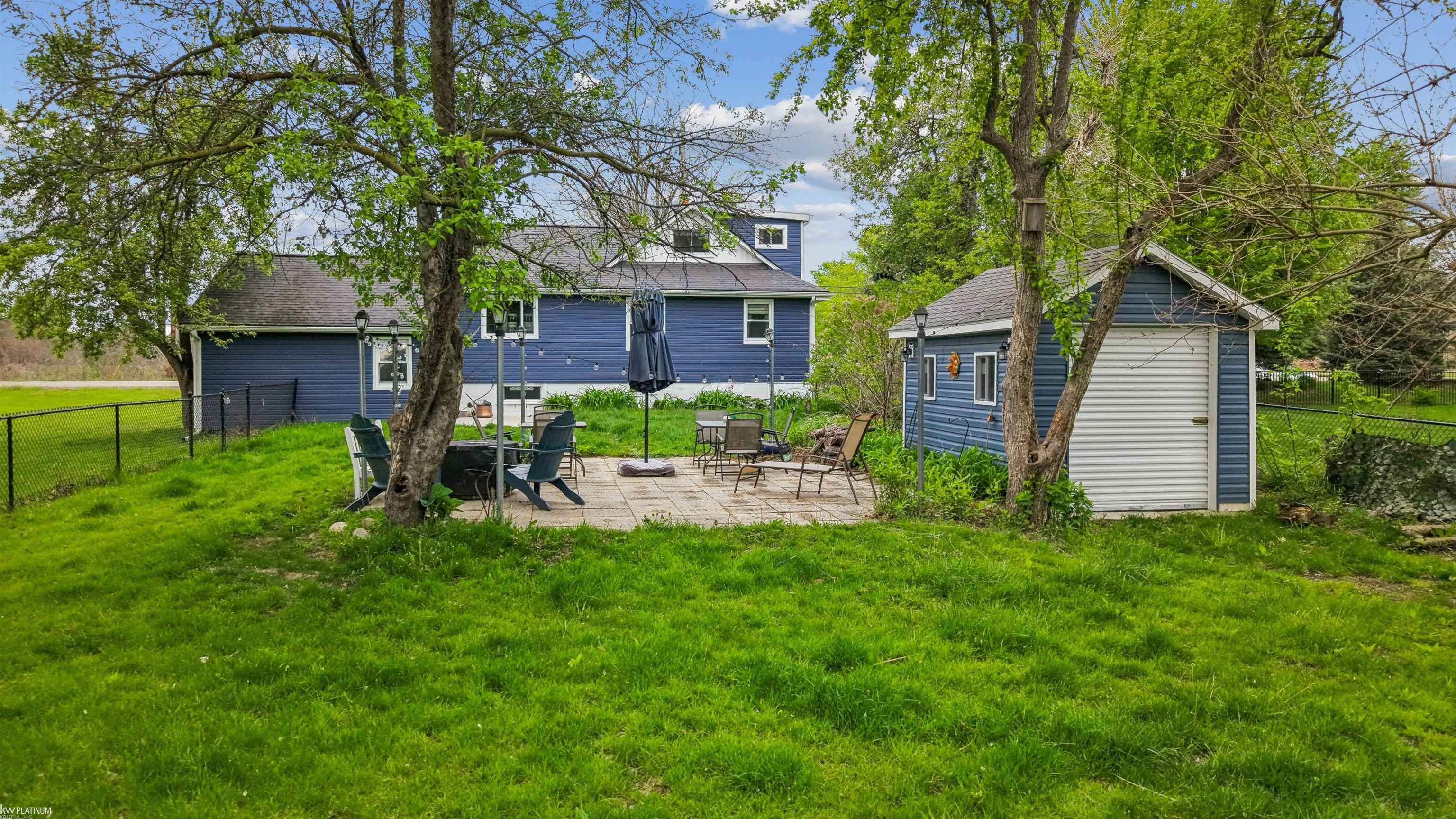 53990 Chesterfield Road New Baltimore, MI 48051 - Photo 5 of 20