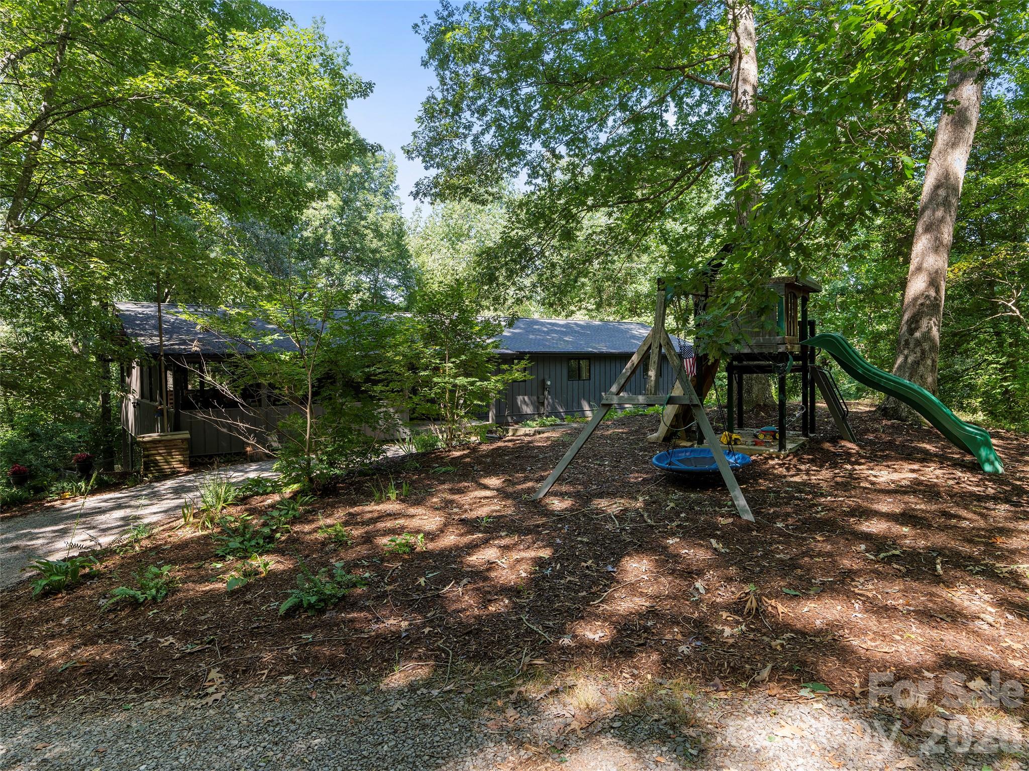 115 Bittersweet Trail Canton, NC 28716 - Photo 39 of 43