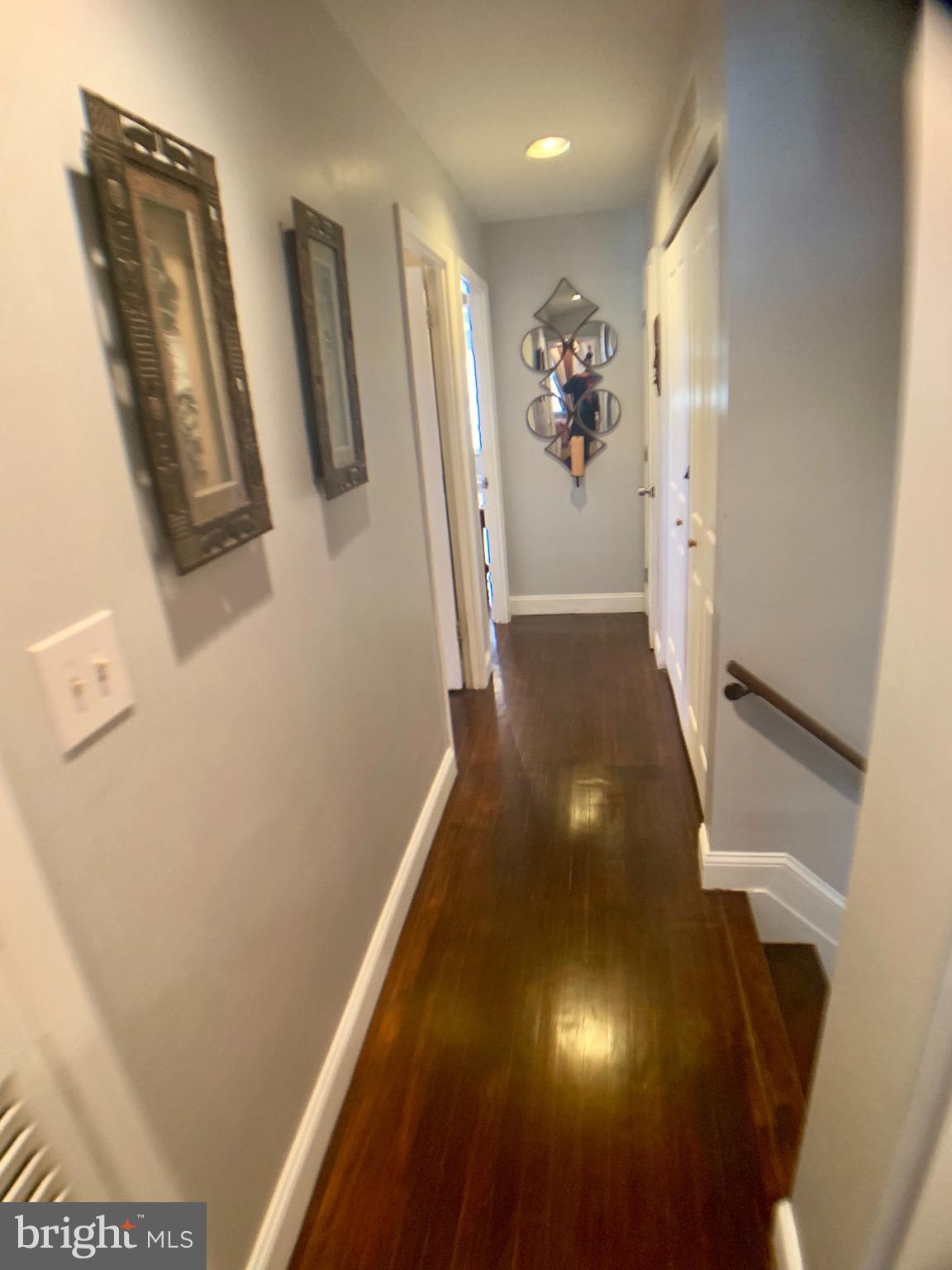 4639 Hawksbury Road Baltimore, MD 21208 - Photo 17 of 51 Upper Level Hall
