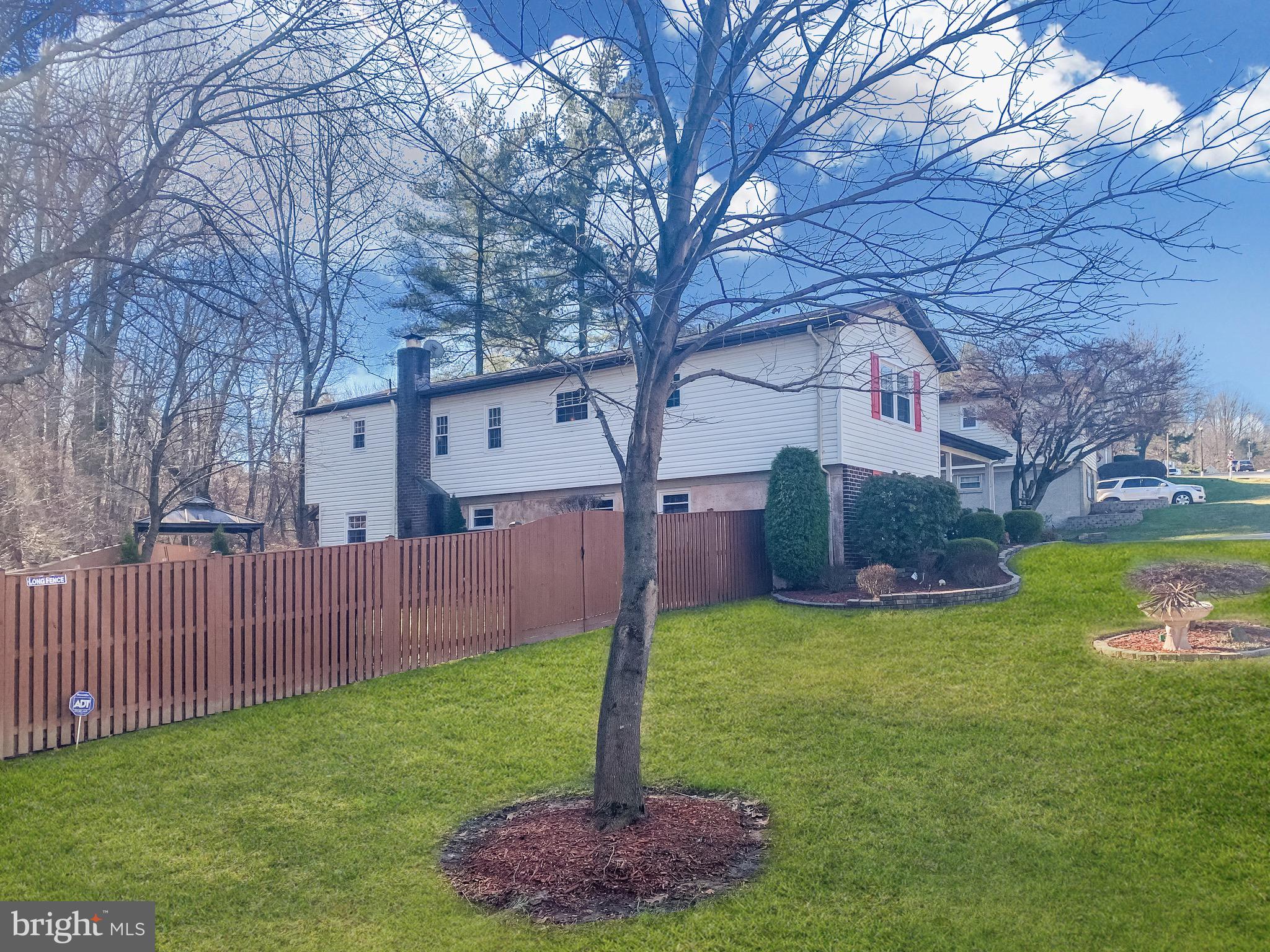 4639 Hawksbury Road Baltimore, MD 21208 - Photo 51 of 51 Side view of house!