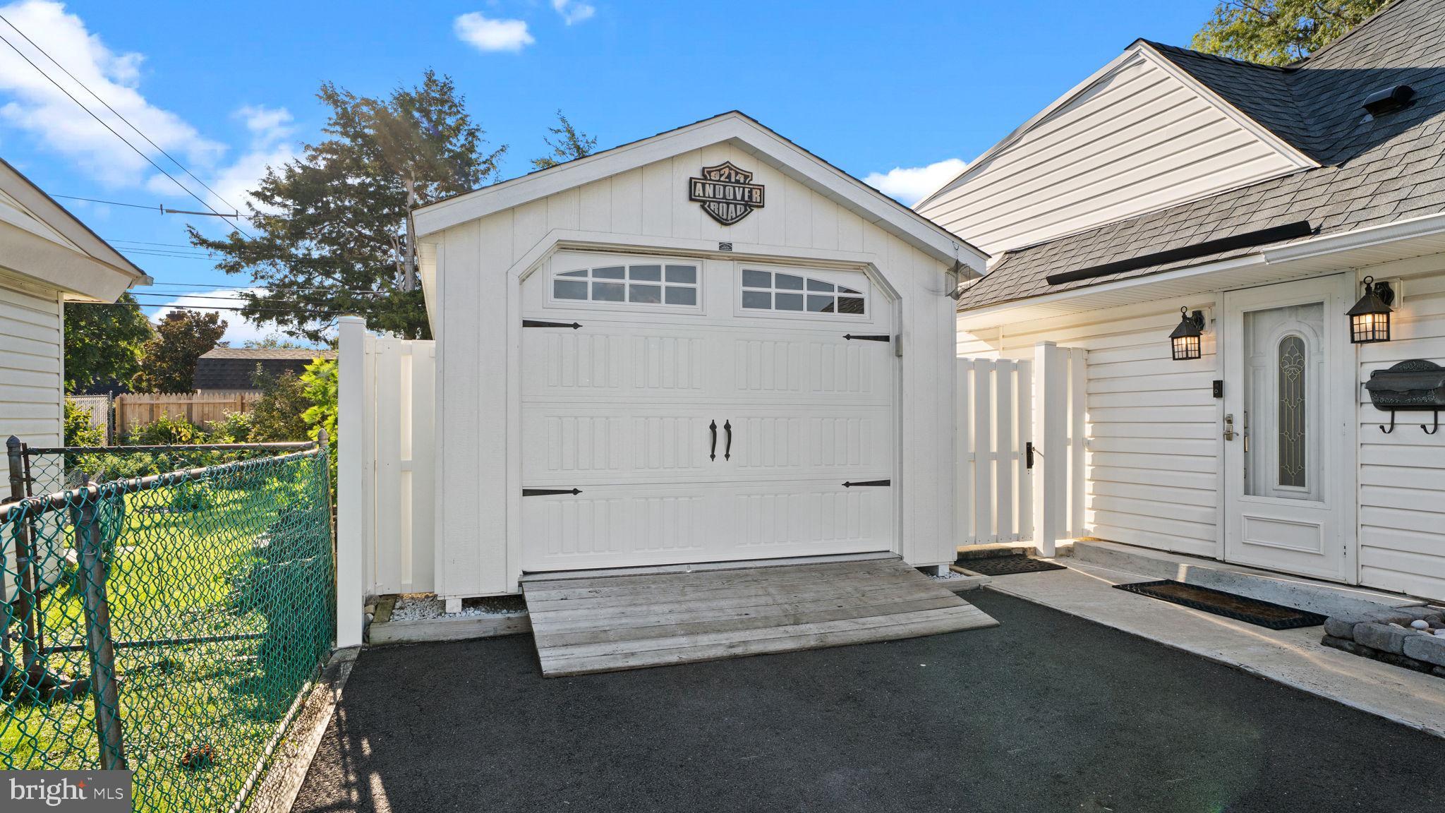 9214 Andover Road Philadelphia, PA 19114 - Photo 30 of 44 Gallery Image 30