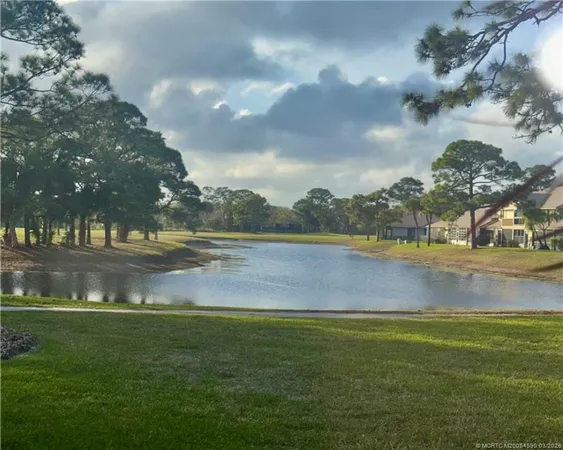 $299,000 | 6295 Southeast Charleston Place, Unit 101, Hobe Sound, FL 33455