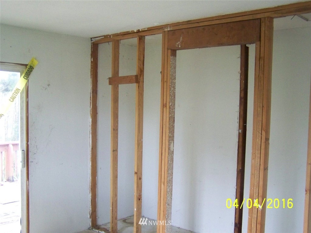 4080 Wishkah Road Aberdeen, WA 98520 - Photo 12 of 15 Gallery Image 12