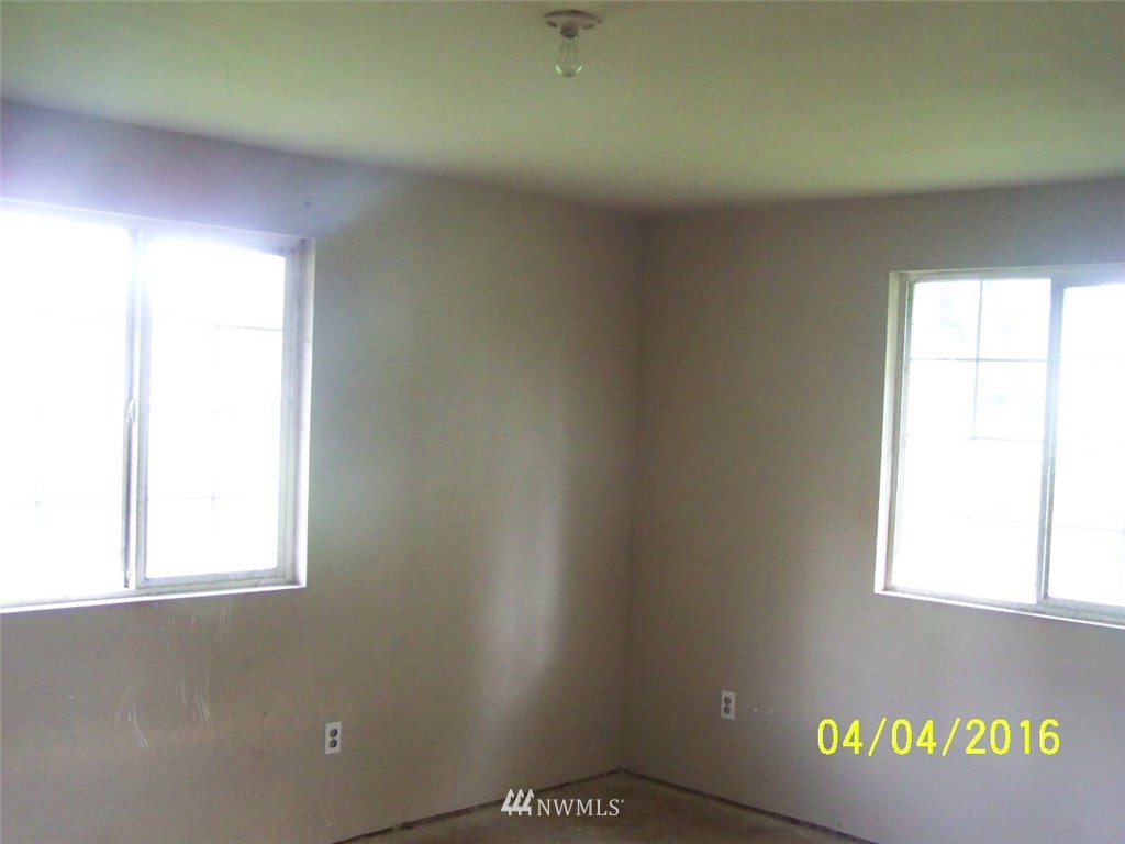 4080 Wishkah Road Aberdeen, WA 98520 - Photo 14 of 15 Gallery Image 14
