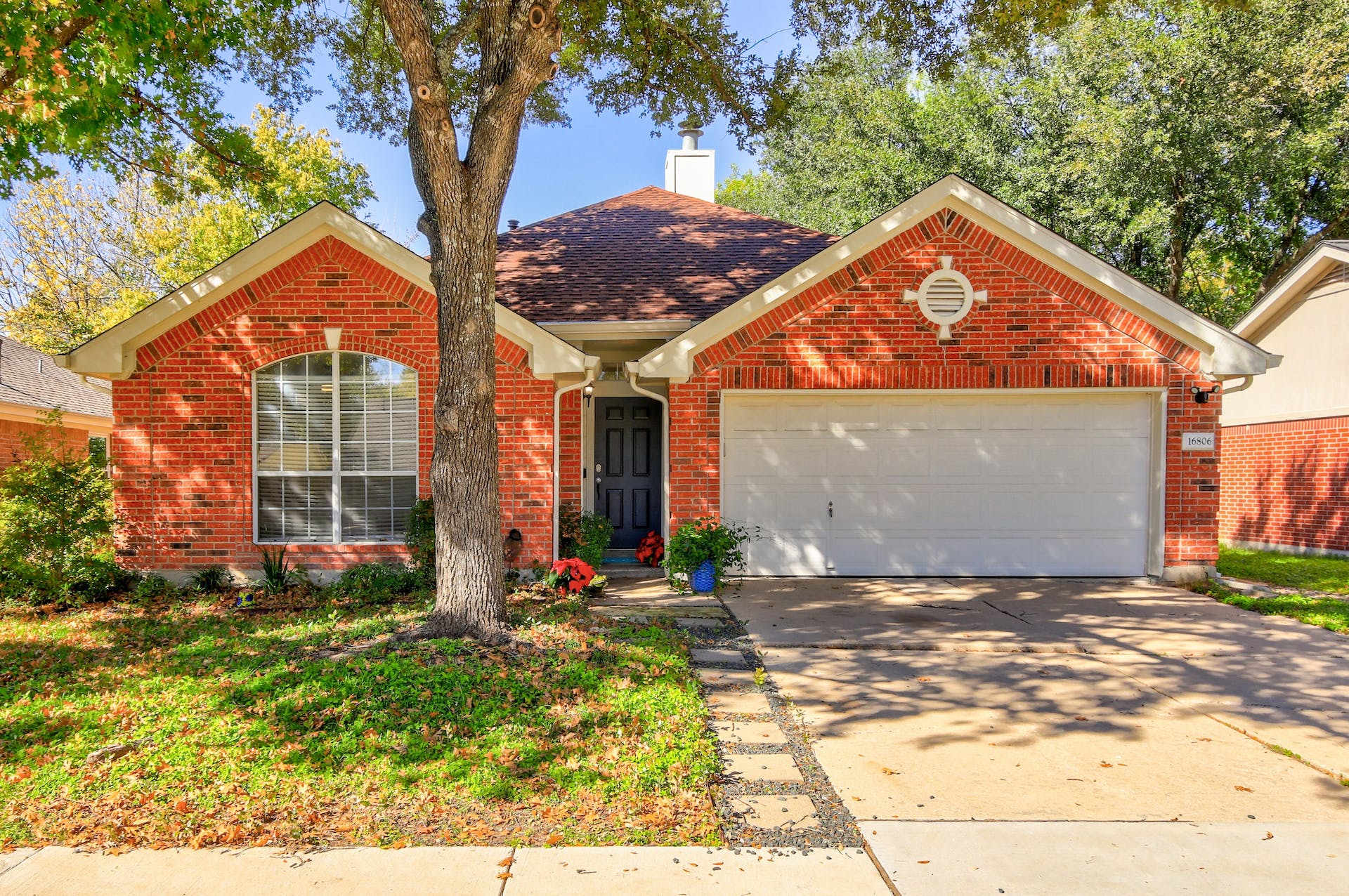 16806 Langland Road Pflugerville, TX 78660 - Photo 2 of 31