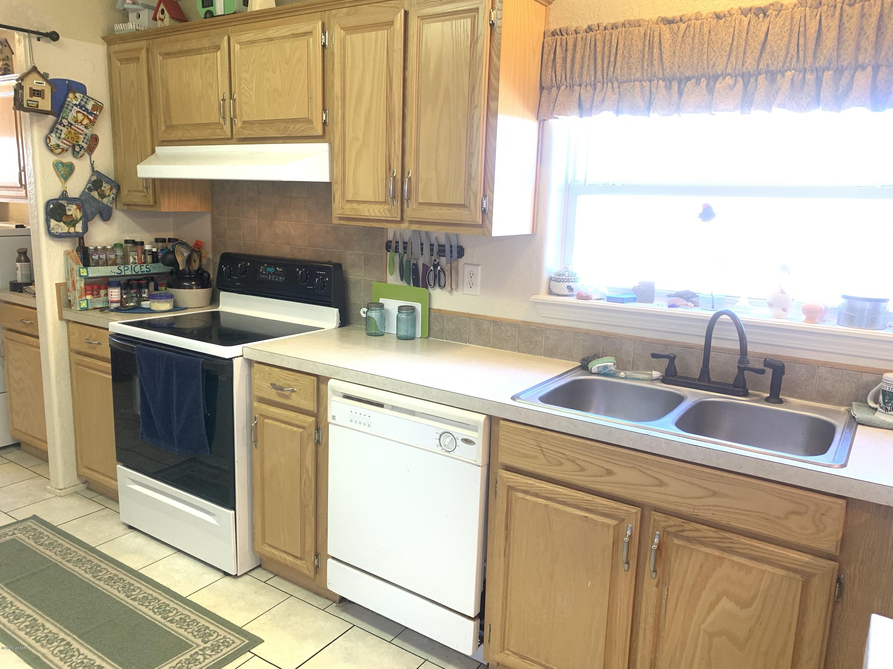6499 Country Road Woodruff, AZ 85942 - Photo 18 of 43