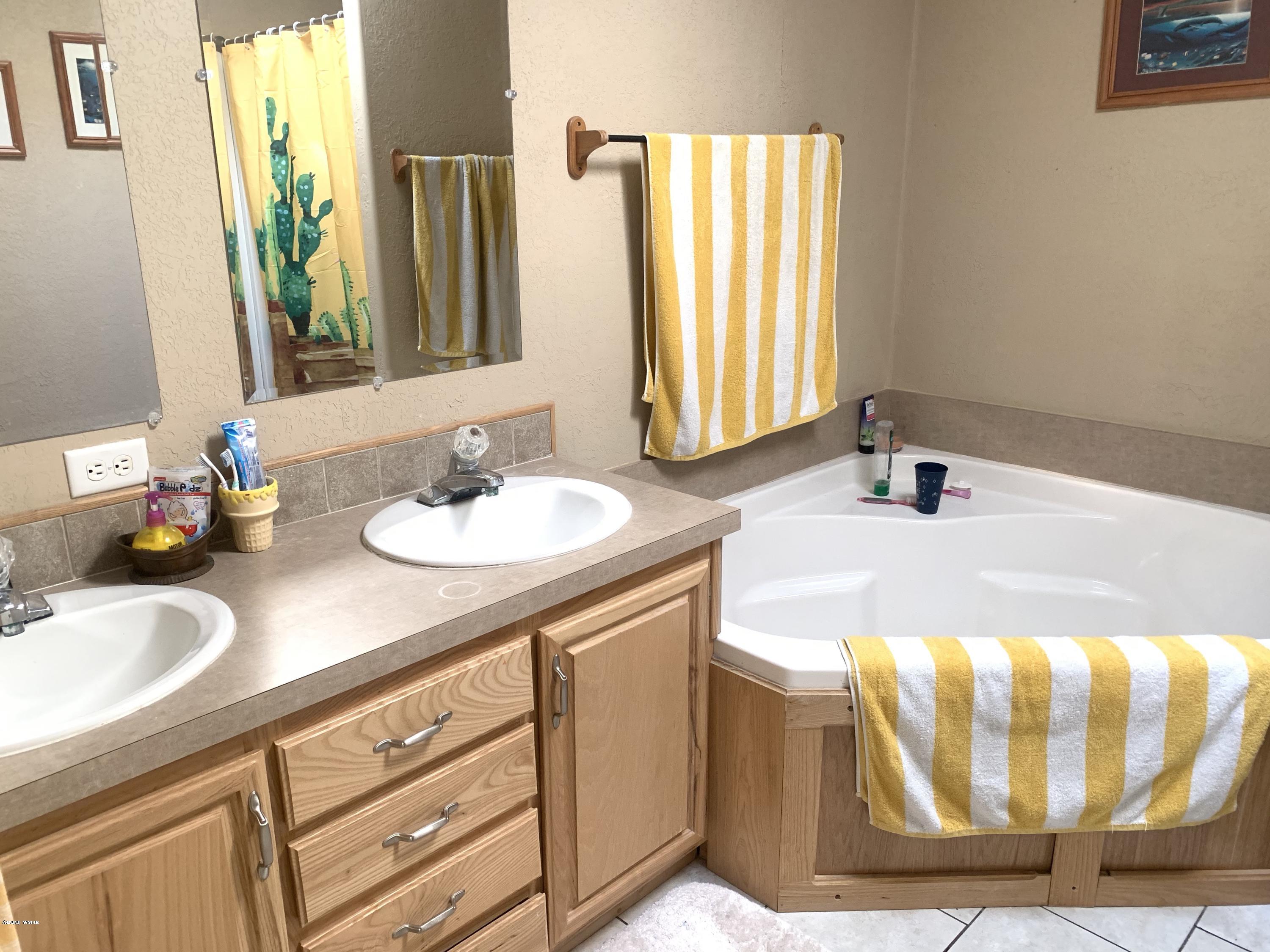 6499 Country Road Woodruff, AZ 85942 - Photo 24 of 43