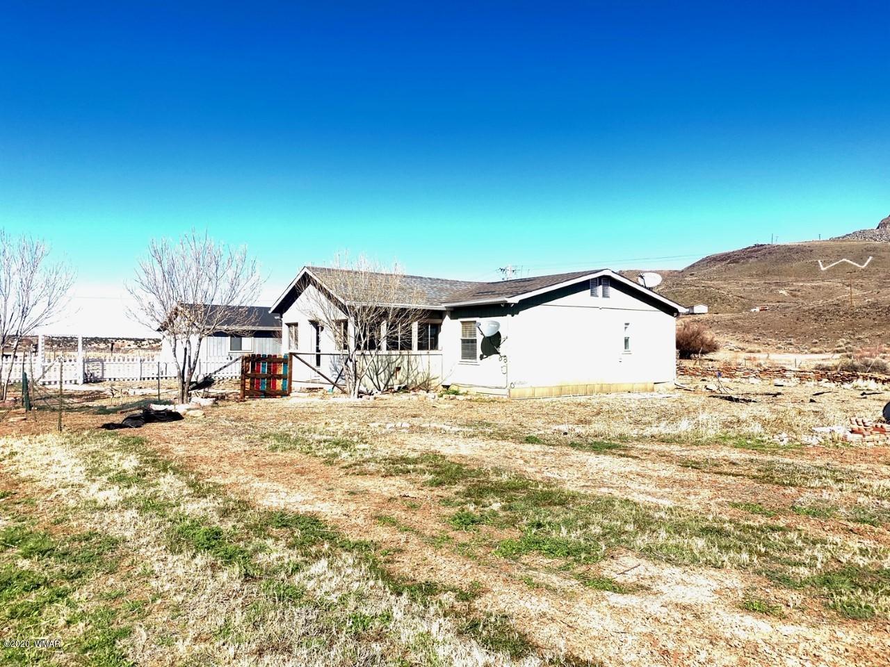 6499 Country Road Woodruff, AZ 85942 - Photo 7 of 43
