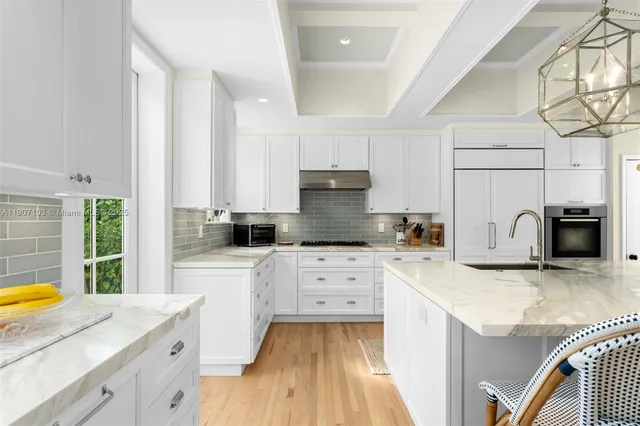 $5,950,000 | 1004 Cotorro Avenue, Coral Gables, FL 33146