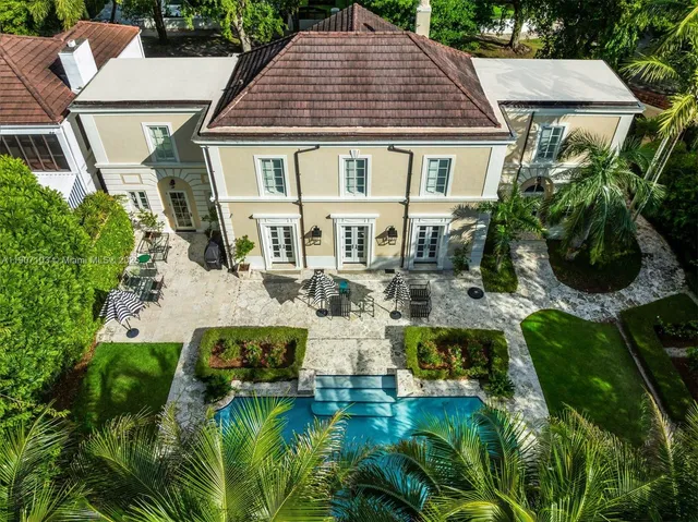 $5,950,000 | 1004 Cotorro Avenue, Coral Gables, FL 33146