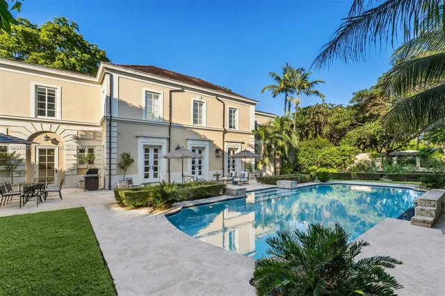 $5,950,000 | 1004 Cotorro Avenue, Coral Gables, FL 33146