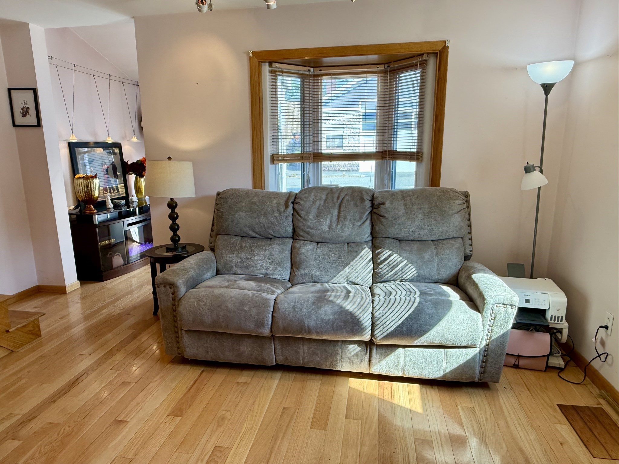 25 Union Street Woburn, MA 01801 - Photo 3 of 16 Gallery Image 3