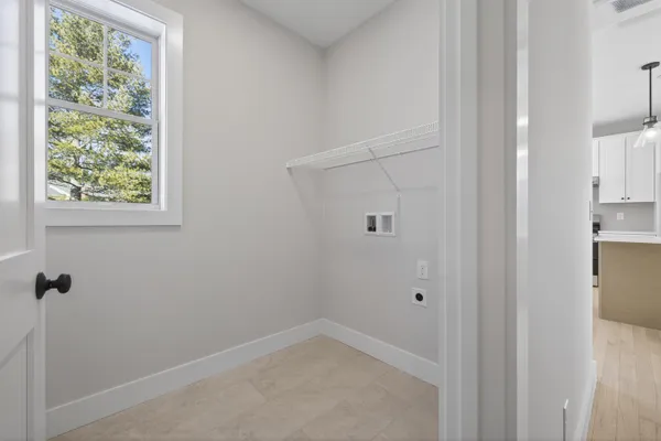 $825,000 | 144 Owls Nest Road, Portland, ME 04102