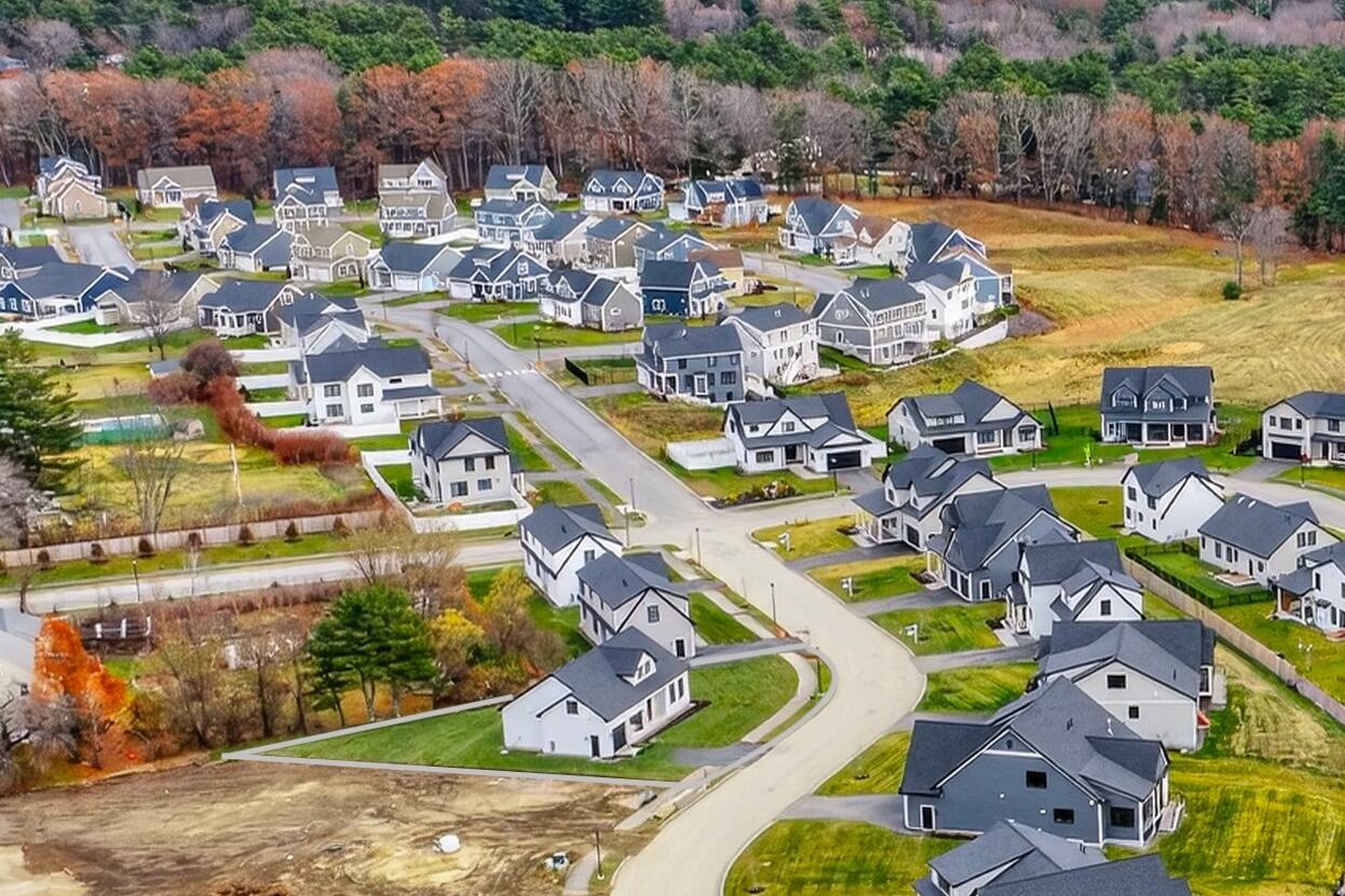 144 Owls Nest Road Portland, ME 04102 - Photo 2 of 36 144 Owls Nest Cappuccino Aerial