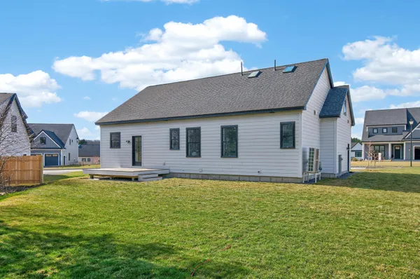 $825,000 | 144 Owls Nest Road, Portland, ME 04102