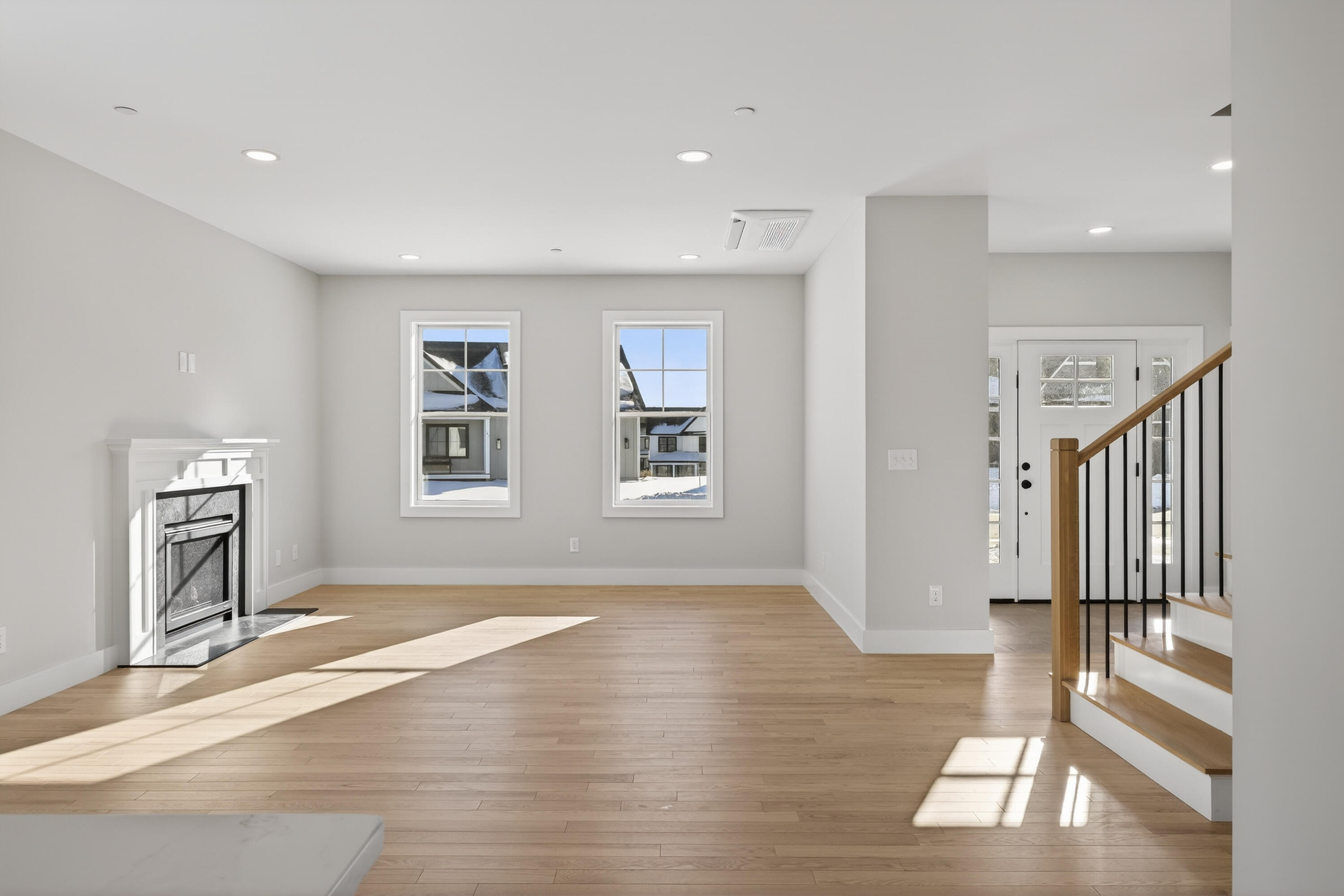 144 Owls Nest Road Portland, ME 04102 - Photo 5 of 36 115_144 Owls Nest Rd, Portland_MorneauSt