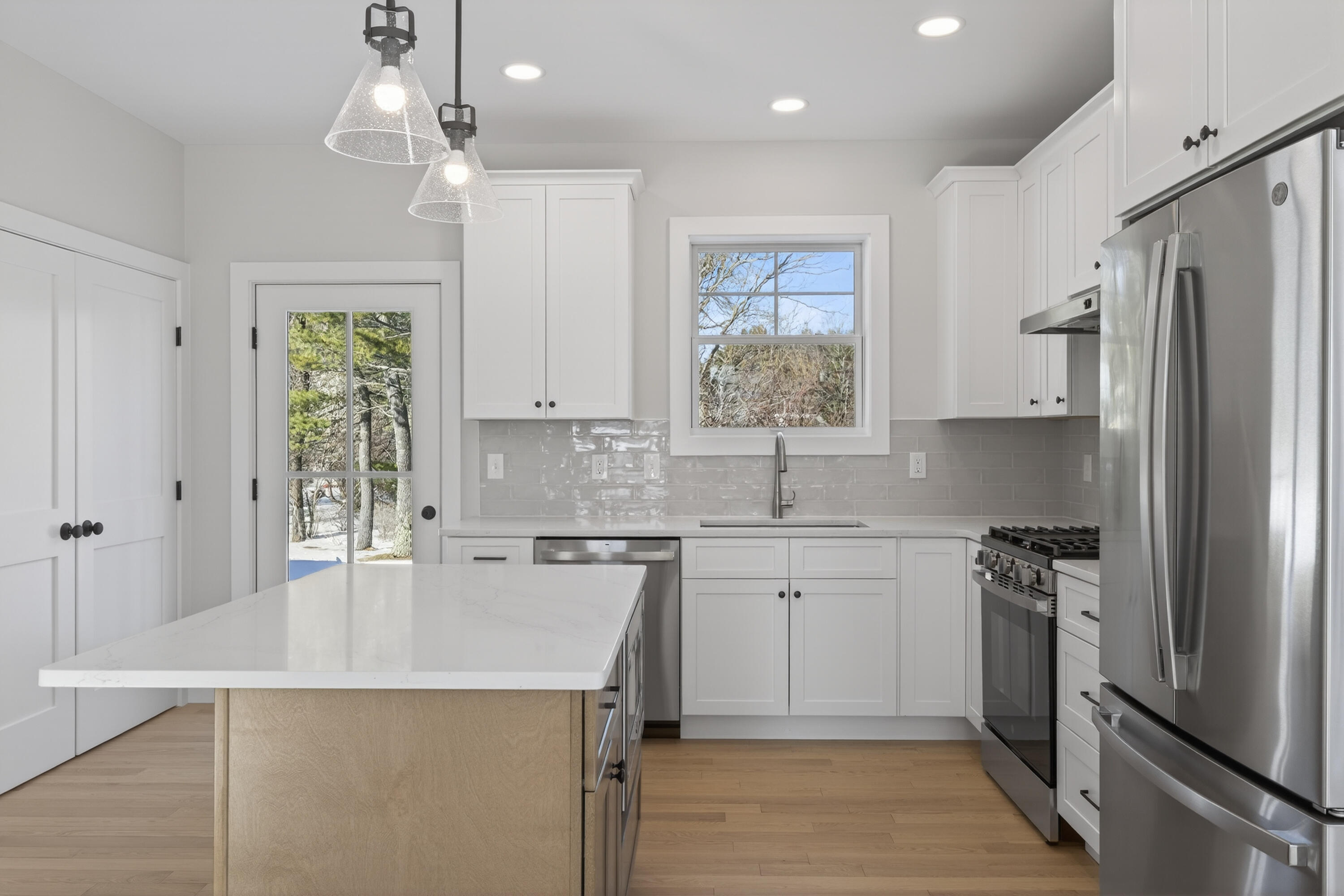 144 Owls Nest Road Portland, ME 04102 - Photo 7 of 36 119_144 Owls Nest Rd, Portland_MorneauSt