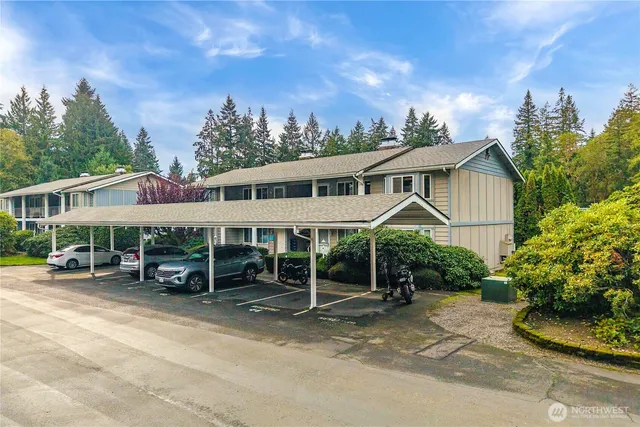 $290,000 | 8323 Cirque Drive West, Unit 4, University Place, WA 98467