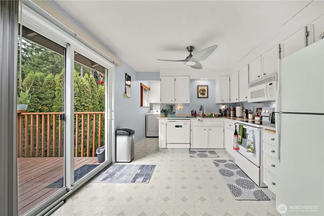 $290,000 | 8323 Cirque Drive West, Unit 4, University Place, WA 98467