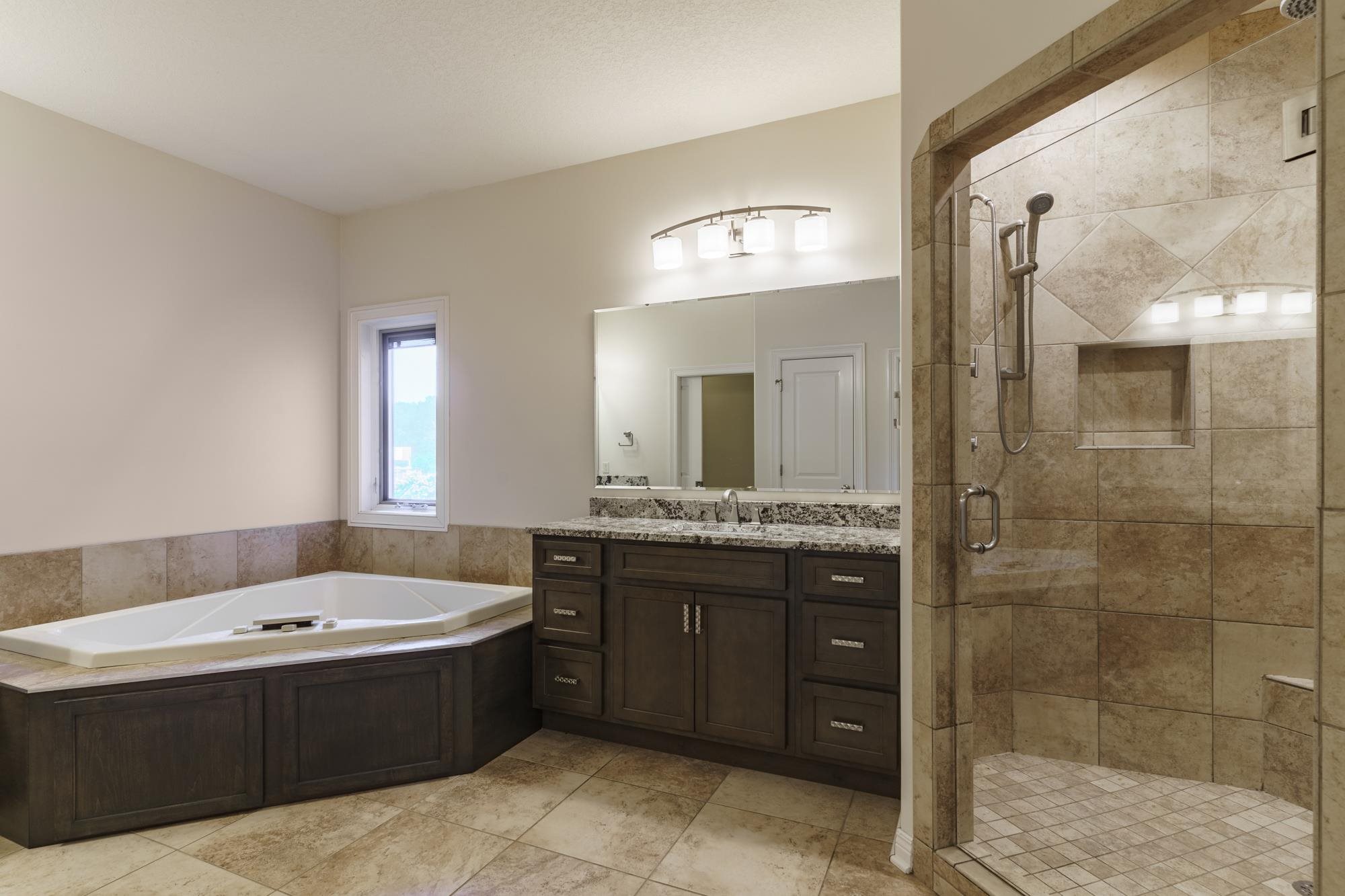 10110 Notestine Road Fort Wayne, IN 46835 - Photo 3 of 36