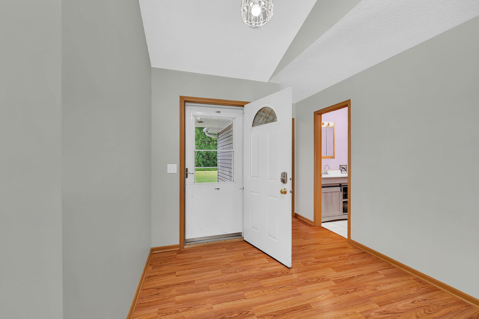 22954 McGuire Road Wilmington, IL 60481 - Photo 4 of 44