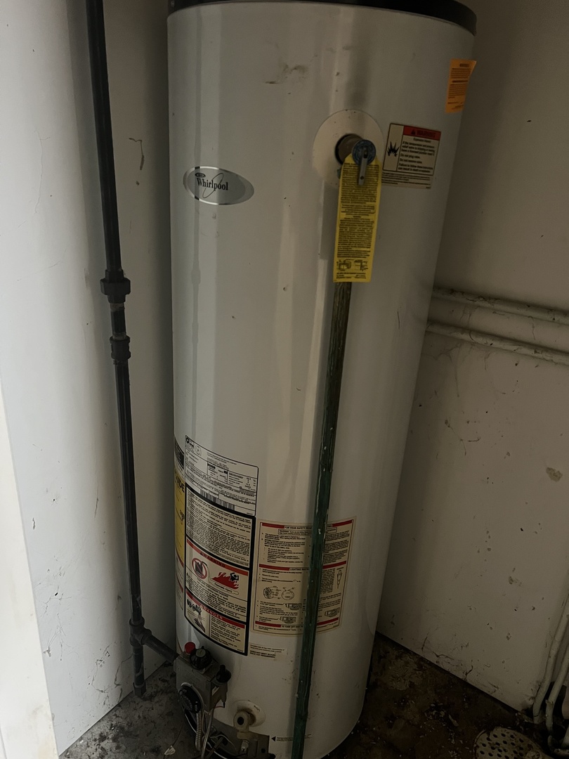 720 East Marion Street Clinton, IL 61727 - Photo 26 of 29