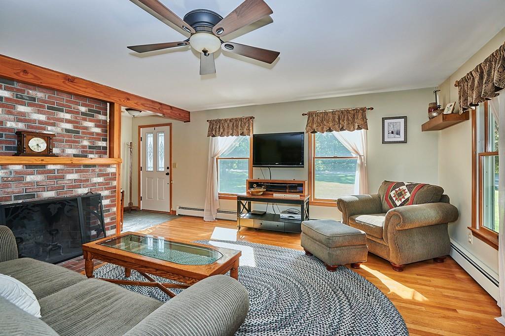 56 Pomeroy Meadow Road Southampton, MA 01073 - Photo 11 of 39