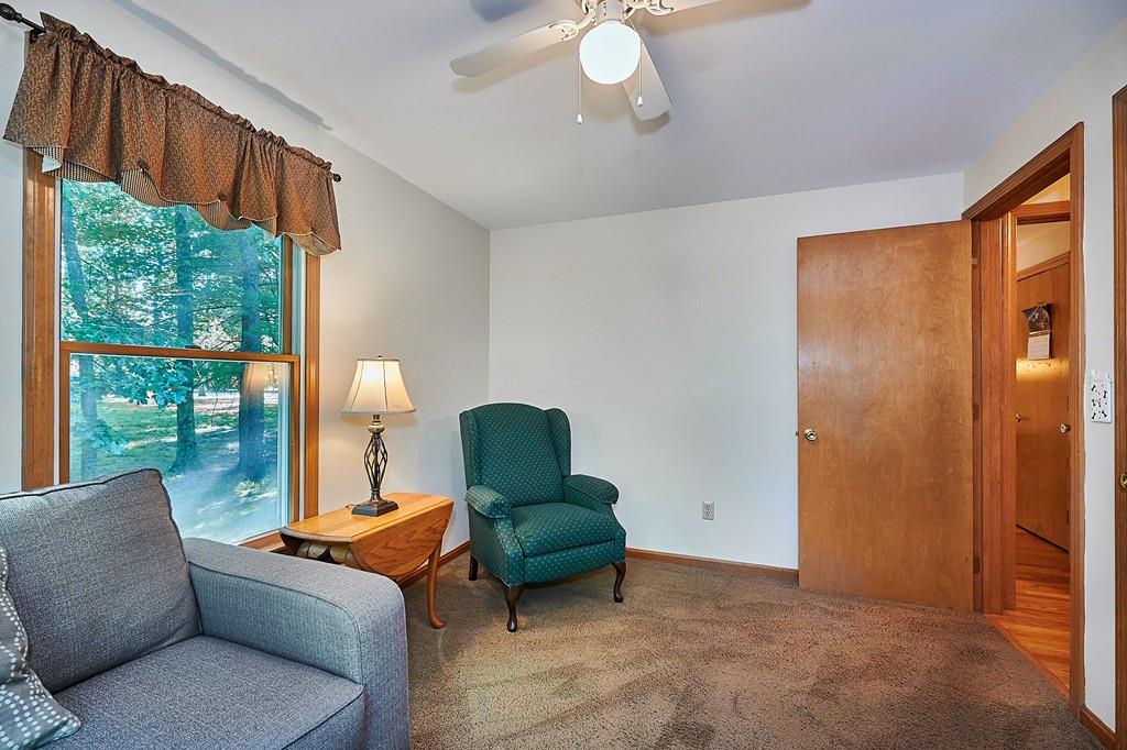 56 Pomeroy Meadow Road Southampton, MA 01073 - Photo 14 of 39