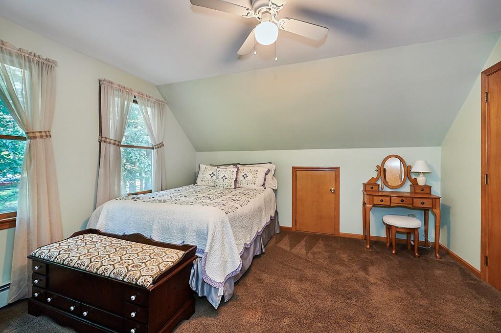 56 Pomeroy Meadow Road Southampton, MA 01073 - Photo 21 of 39