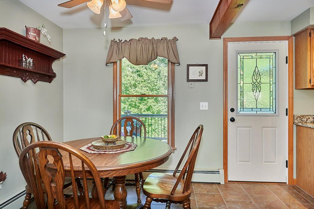 56 Pomeroy Meadow Road Southampton, MA 01073 - Photo 9 of 39