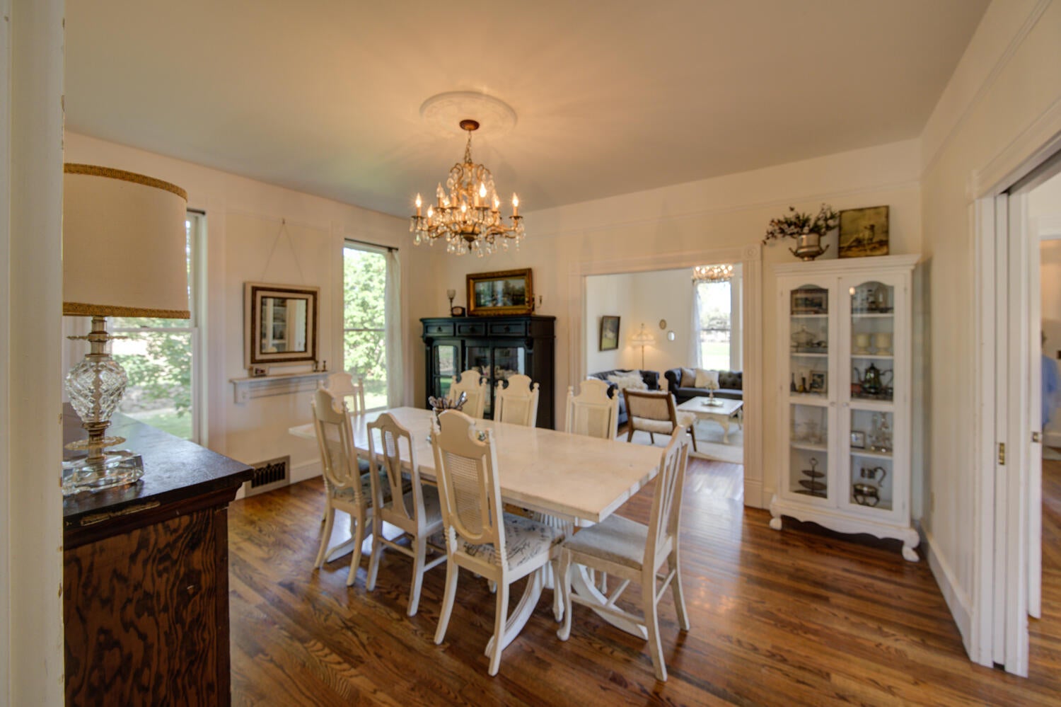 22245 Erickson Road Bend, OR 97701 - Photo 19 of 83 Gracious Dining Room