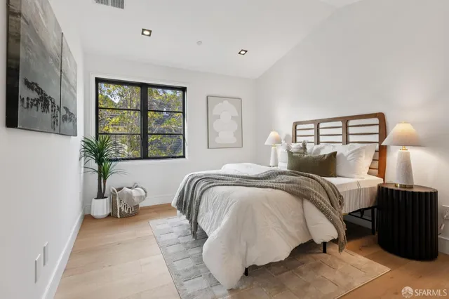 $4,450,000 | 10 Channing Road, Burlingame, CA 94010