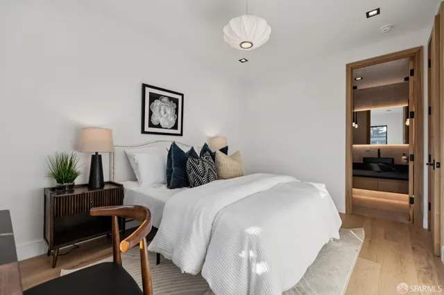 $4,450,000 | 10 Channing Road, Burlingame, CA 94010