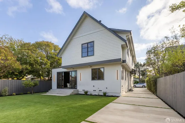 $4,450,000 | 10 Channing Road, Burlingame, CA 94010