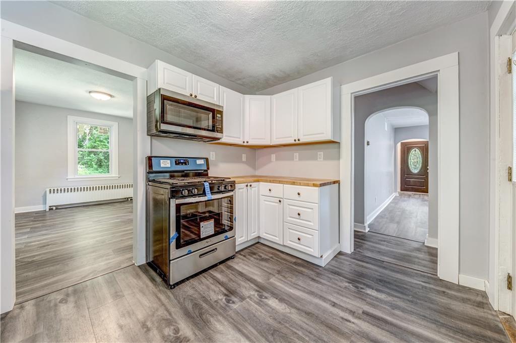 290 McCoy Road McKees Rocks, PA 15136 - Photo 11 of 23
