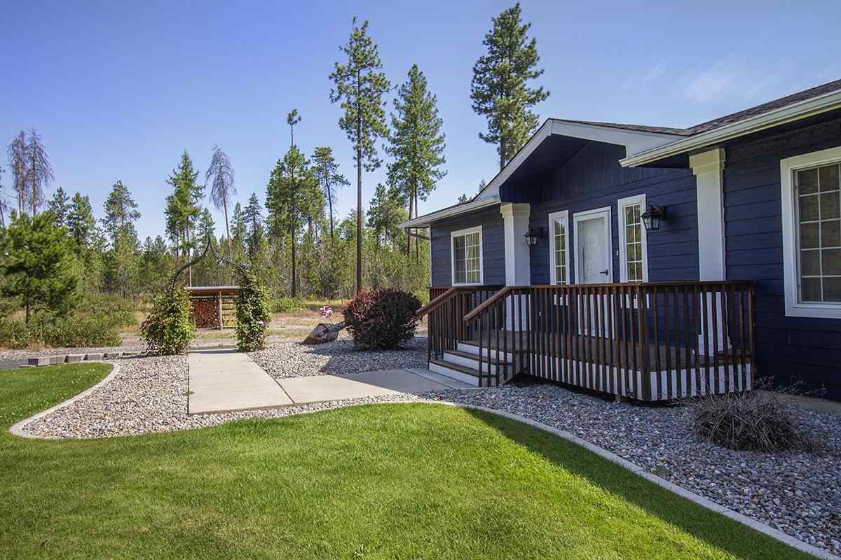 35912 North Sheldon Road Deer Park, WA 99006 - Photo 2 of 20 Gallery Image 2