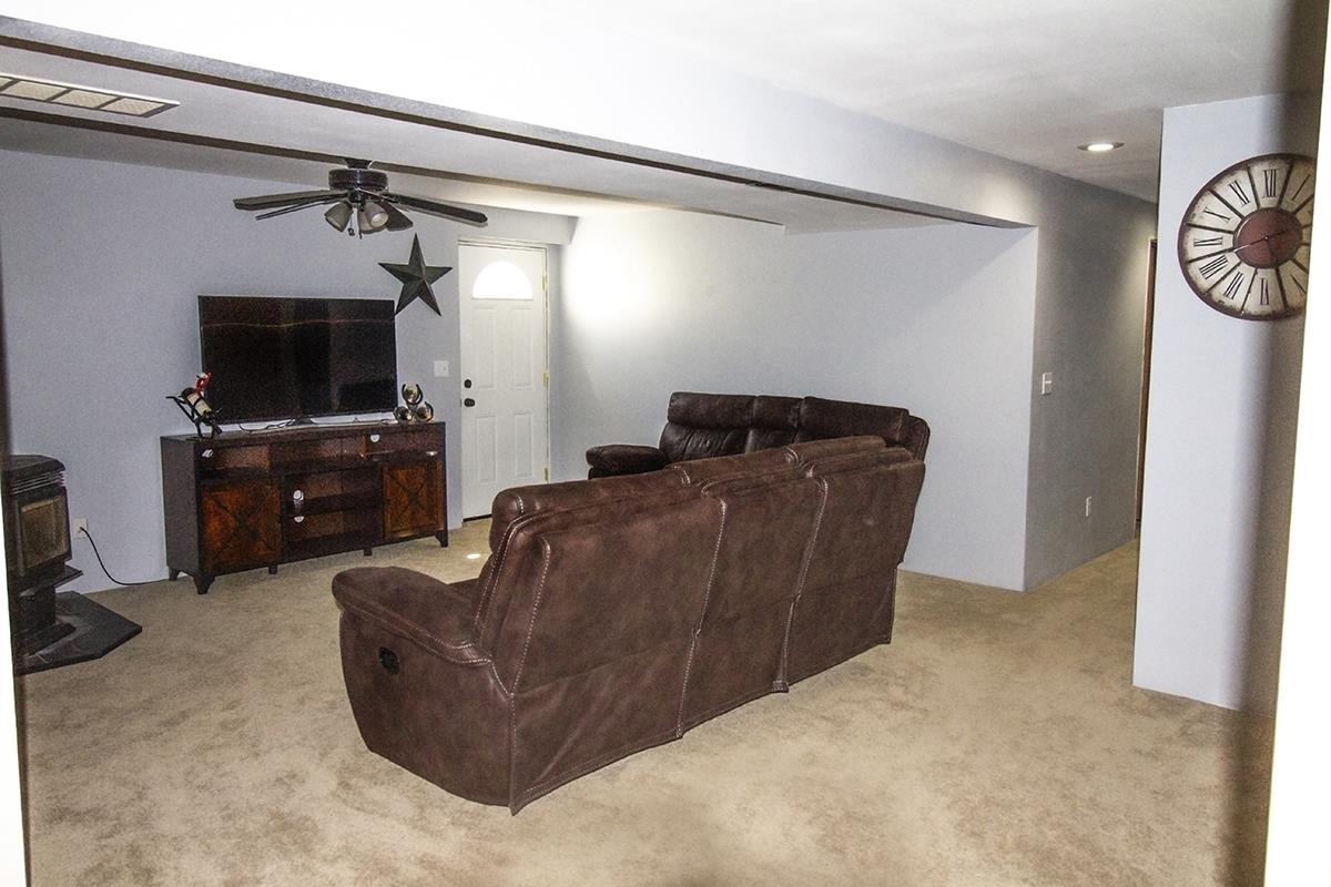 35912 North Sheldon Road Deer Park, WA 99006 - Photo 14 of 20 Gallery Image 14
