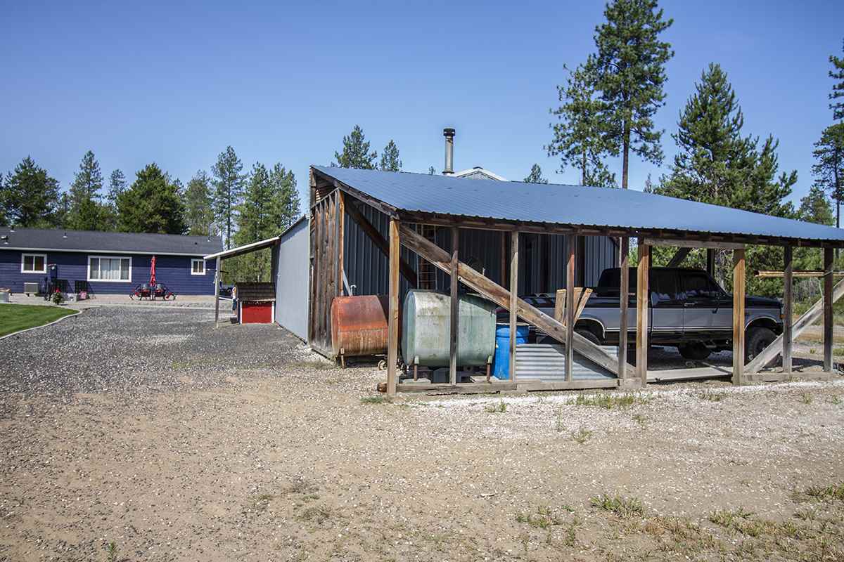 35912 North Sheldon Road Deer Park, WA 99006 - Photo 4 of 20 Gallery Image 4