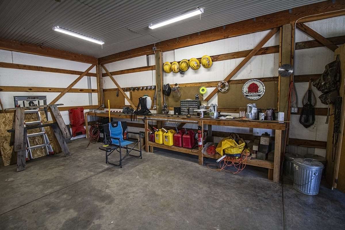 35912 North Sheldon Road Deer Park, WA 99006 - Photo 5 of 20 Gallery Image 5