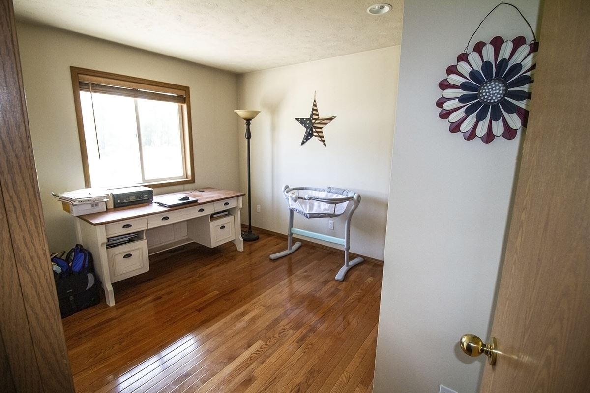 35912 North Sheldon Road Deer Park, WA 99006 - Photo 8 of 20 Gallery Image 8