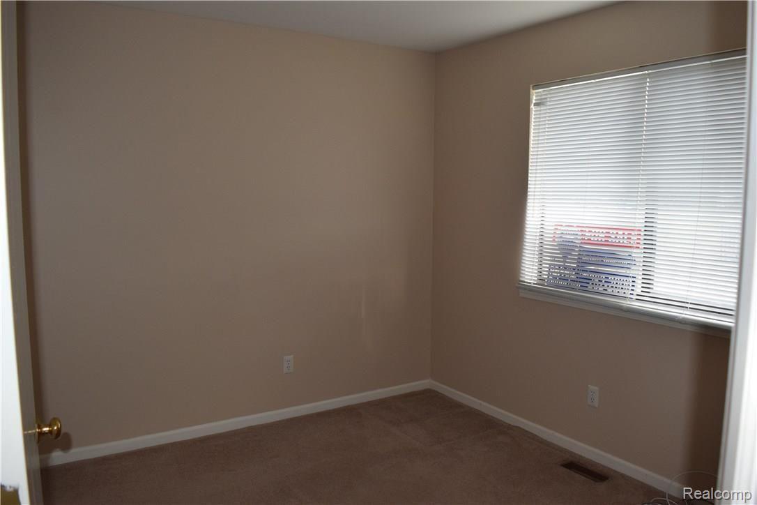 57627 Jewell Road Washington, MI 48094 - Photo 13 of 24 Front Bedroom