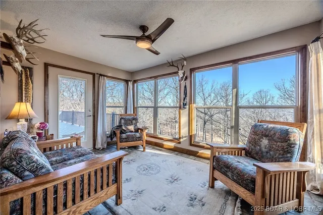 $970,000 | 13715 Industry Road, Lebanon, MO 65536