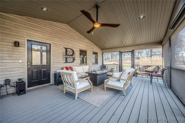 $970,000 | 13715 Industry Road, Lebanon, MO 65536