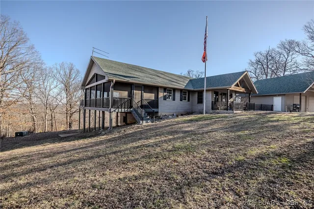 $970,000 | 13715 Industry Road, Lebanon, MO 65536
