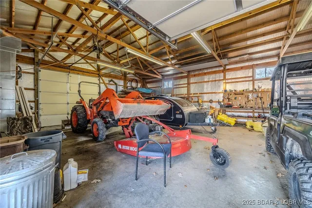 $970,000 | 13715 Industry Road, Lebanon, MO 65536