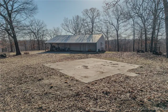 $970,000 | 13715 Industry Road, Lebanon, MO 65536