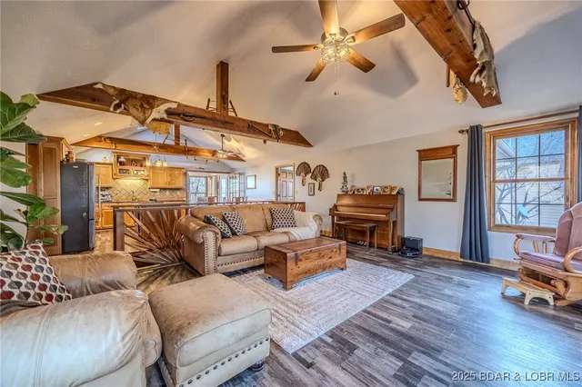 $970,000 | 13715 Industry Road, Lebanon, MO 65536