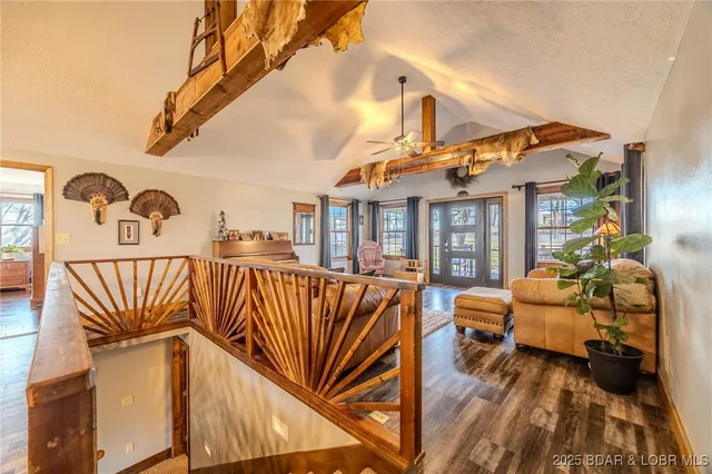 $970,000 | 13715 Industry Road, Lebanon, MO 65536