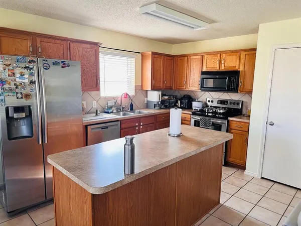 $2,200 | 9904 George Washington Drive, McKinney, TX 75072