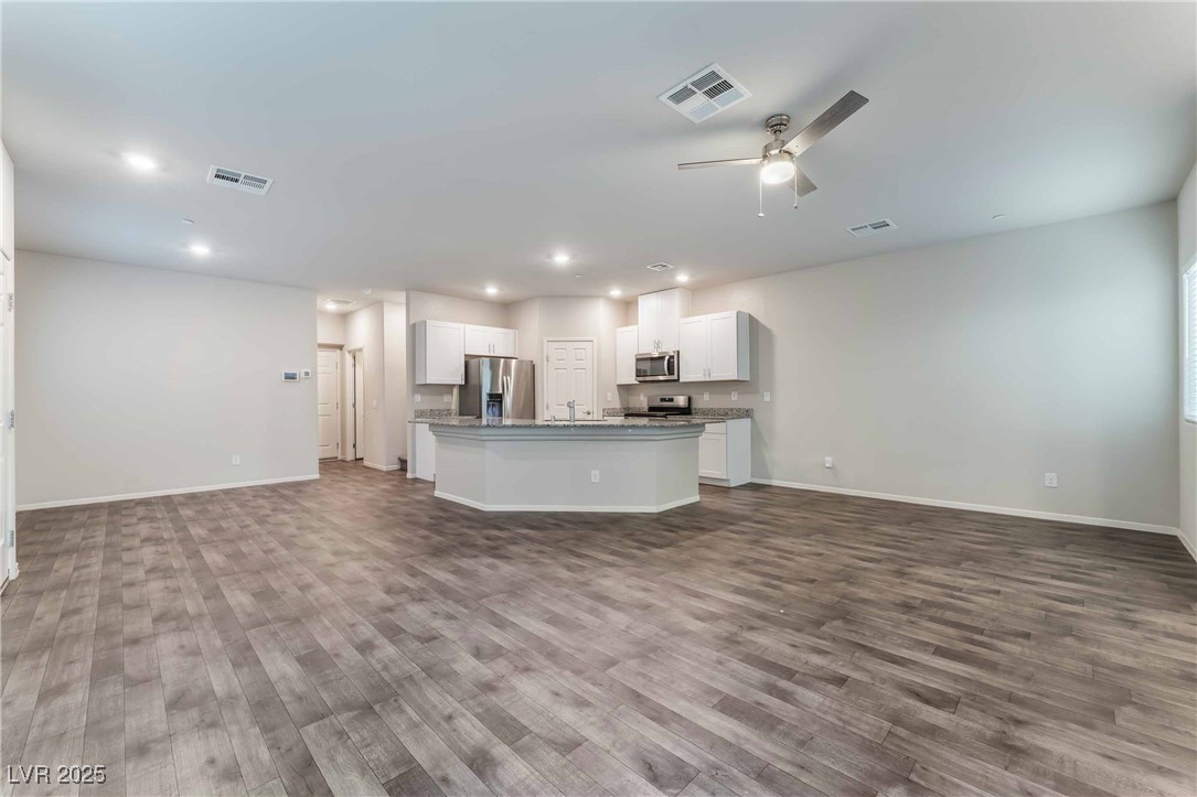 4730 Ridgeley Avenue, Unit 103 North Las Vegas, NV 89084 - Photo 2 of 23